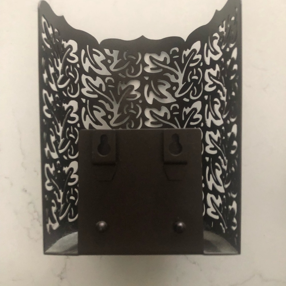 Wall Sconces - Picture 2 of 7